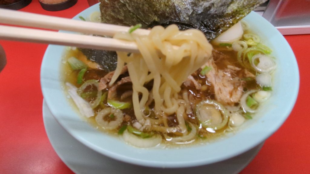 邦ちゃんラーメン両国店の特上中華そばの麺